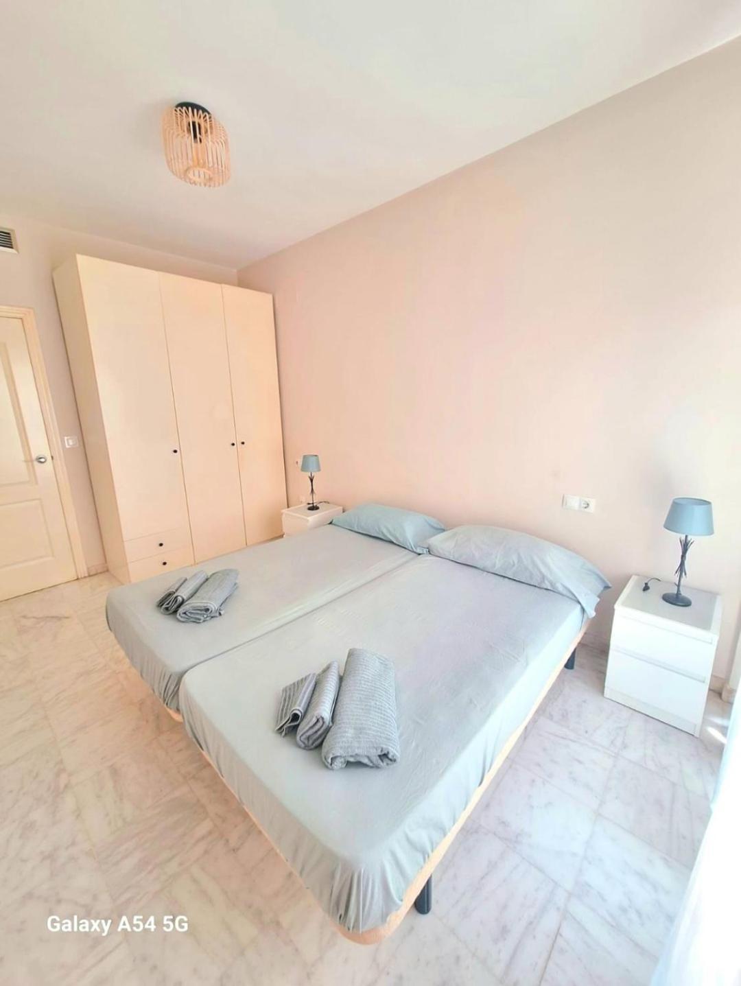 Apartamento Triana Sevilha Exterior foto